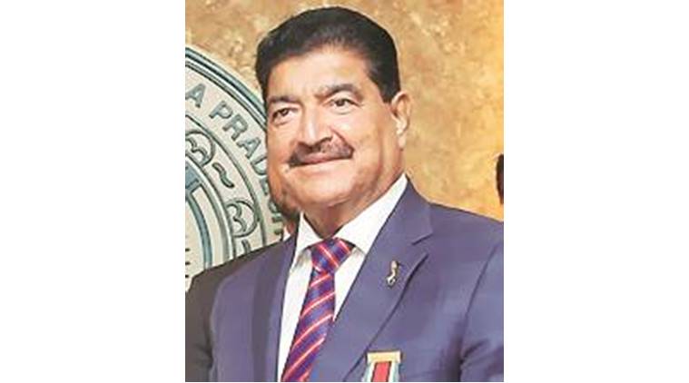 Dubai NRI, BR Shetty, karnataka, Karnataka businessman, Businessman of karnataka origin, Udupi region, Abu dhabi, Chief Minister Siddaramaiah, Karnataka hospital, Siddaramaiah, Yeddyurappa, Karnataka news