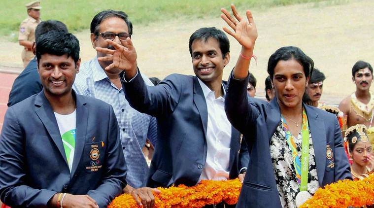 PV Sindhu gets warm welcome, Andhra Pradesh government felicitates her ...