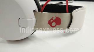 skullcandy, Skullcandy Grind Wireless review, Skullcandy Grind Wireless headphone review, Skullcandy Grind Wireless features, Skullcandy Grind Wireless price, Apple iPhone 7 no headphone jack, best wireless headphones, budget bluetooth headphones, gadgets, tech news, technology