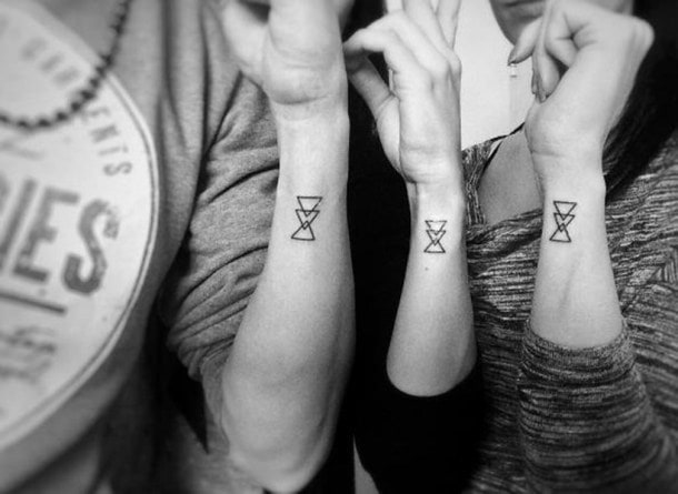 Because we are family: Siblings show their love with matching tattoos