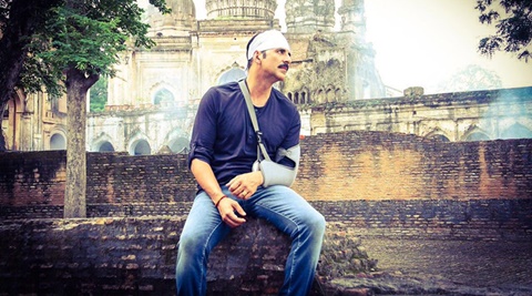 AkshayKumar does the iconic #Raju Pose. | Instagram