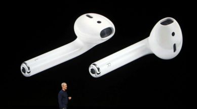 Apple's AirPods bring custom-chip and five hours of wireless audio | Technology Indian Express