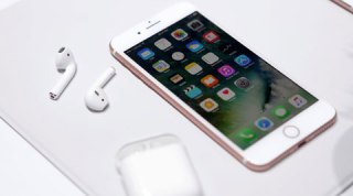 Apple, Apple iPhone 7, iphone 7 india, iphone 7 india price, iPhone 7 plus india price, iphone 7 32GB price india, apple india, iPhone 7 128gb price india, iphone 7 256GB price india, iphone 7 plus 32gb price india, iphone 7 plus 128gb price india, iphone 7 plus 256gb price india, iPhone 7 launch india, iphone news, technology news, indian express