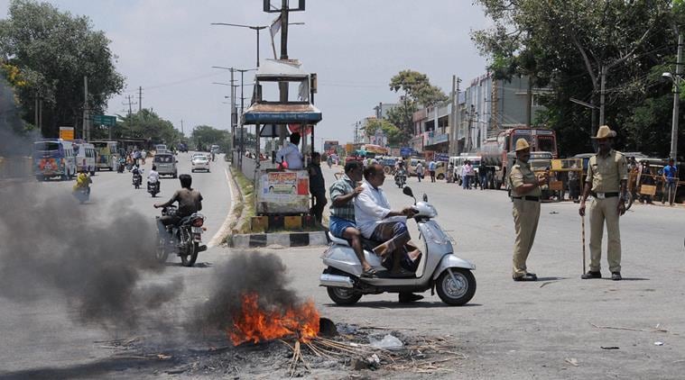 Mysuru: A scene at a road following a protest by Kannada activists against the Supreme Court's verdict on Cauvery water issue in Mysuru on Thursday.PTI Photo (PTI9_8_2016_000196A)