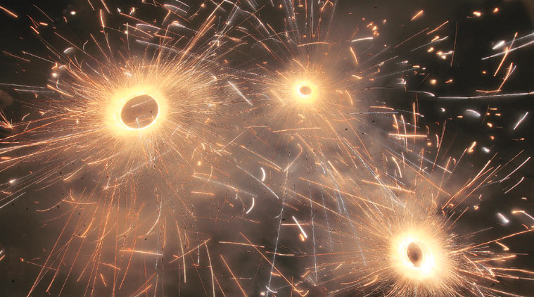 chinese crackers, delhi crackers, crackers, aap, delhi aap, firecrackers, news, latest news, India news, national news