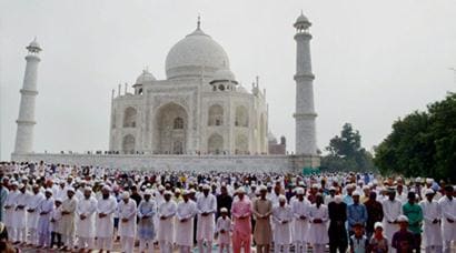 PHOTOS: Eid Mubarak! People around the world celebrate Eid 