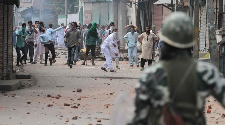 Kashmir, Kashmir violence, Kashmir unrest, omar abdullah, omar abdullah kashmir, eid, eid kashmir, news, indian express news