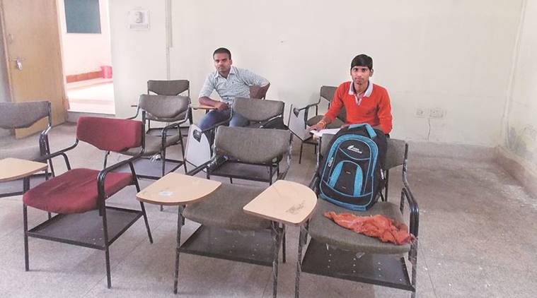 At 11.55 am, they come back to their class, quickly finish lunch and head for a lecture on ‘the importance of Hindi’
