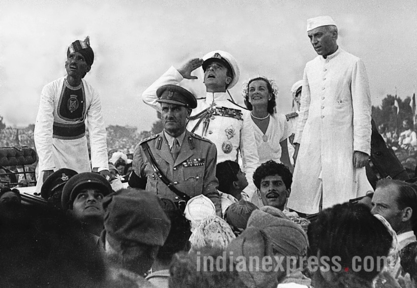 jawaharlal nehru, jawaharlal nehru birthday, nehru birthday, childrens day, first prime minister, jawaharlal nehru photos, jawaharlal nehru rare photos, jawaharlal nehru rare pictures, india news, nehru historic photos, nehru news, latest news