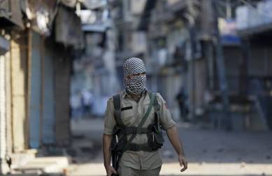 uri, uri attack, uri terror attack, jawans killed, 17 jawans killed, kashmir attack, kashmir terror attack, fidayin attack, suicide attack, kashmir situation, rajnath singh, narendra modi