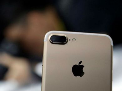 Apple, Apple iPhone 7, buy iphone 7, iphone 7 upgrade, buy iPhone 7 plus, upgrade to iPhone 7 plus, iPhone 7 installement plan, iphone 7 carrier prices, iphone 7 upfront exchange, smartphone, technology, technology news, indian express