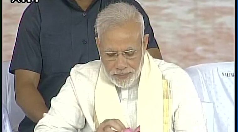 narendra modi, Bharatiya Janata Party, Modi speech, Modi in Kozhikode, BJP, Modi Kozhikode, Modi Kozhikode rally, Kozhikode, uri attack, modi on uri attack, modi speech, modi speech today, modi speech uri, modi speech kozhikode, bjp conclave, prime minister speech