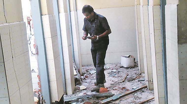 court blast, blasts, ied blasts, nellore court blast, chittor court blast, kollam court blast, mysuru court blast, similiar court blasts, pressure cooker bomb, court complex blast, karnataka court blast, kerala court blast, ied bombs, al qaeda, similarities between court blasts, indian express news, india news, terrorism news