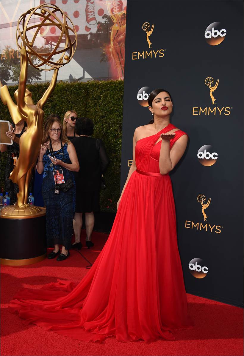 Emmys 2017 Priyanka Chopra looks fierce in a stunning white Balmain feathered gown see pics Lifestyle Gallery News The Indian Express