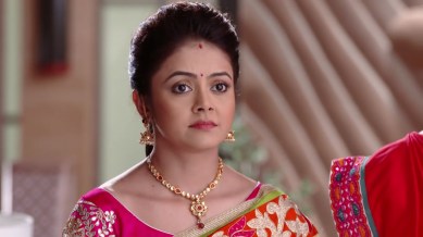 Gopi Bahu Porn Video - Saath Nibhana Saathiya 24th September 2016 full episode written update: Gopi  tells Jaggi to flirt with Mansi like Salman Khan | Entertainment News,The  Indian Express