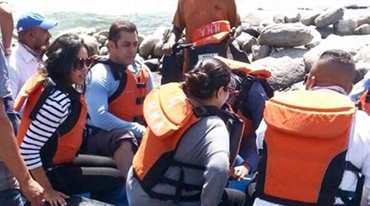 Salman Khan, Tubelight, Salman Khan tubelight, Salman, Salman tubelight, Salman Khan in tubelight, Tubelight movie, tubelight shoot, kabir khan next, Salman Khan river rafting, Salman tubelight shoot, Salman Khan in manali, Salman tubelight movie, Salman Khan news, Salman news, entertainment, indian express, indian express news