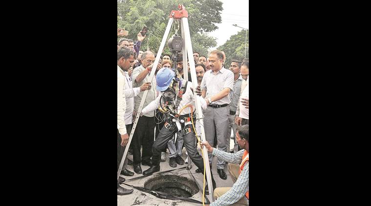Chandigarh sewer workers, Chandigarh, Mayor Arun Sood, latest news, latest india news