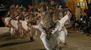 Yes, the Sinhalese have their origins in Bengal, Odisha