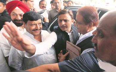 samajwadi party, Mulayam Singh Yadav, amar singh, uttar pradesh elections 2017, sp chief, sp chief mulayam, uttar pradesh polls, up polls, up election 2017, shivpal yadav, akhilesh yadav, uttar pradesh government, indian express news, india news