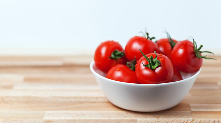 Health benefits of Tomatos, Benefits of Tomatos, Tomato health benefits, Tomato for healthy skin, Health news, Indian Express News 