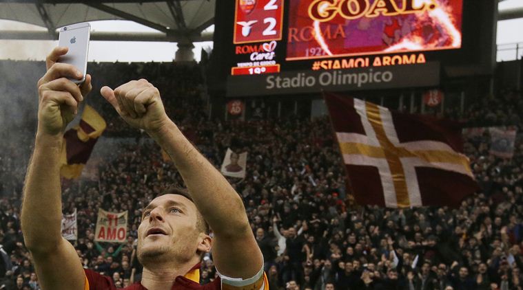 Francesco Totti, totti, as roma, roma, italian football, italy football, seria a, football news, football
