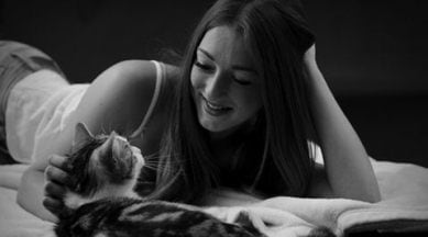 pet, pets, pet therapy, pets benefits, animal therapy, homesickness, depression, loneliness, loneliness pet therapy, lifestyle news, indian express