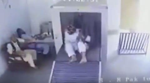 viral videos, trending videos, funny videos, security check, x ray, x ray machine security check, man passes through x ray machine, funny viral videos, latest news