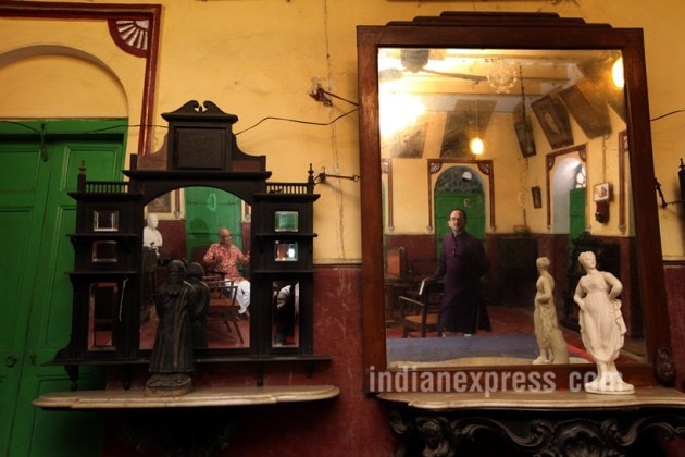 durga puja, durga puja 2016, durga puja celebrations, durga puja kolkata, durga puja rajbari kolkata, durga puja jorasanko, indian express, indian express news