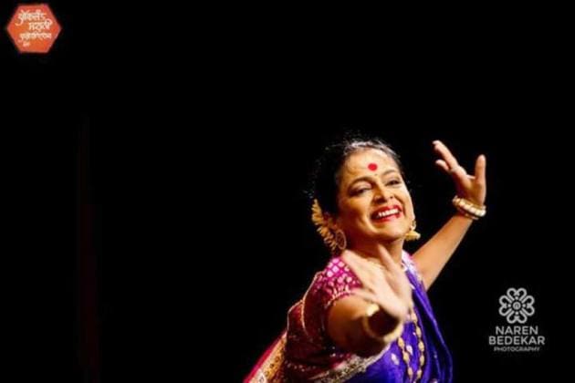 ashwini ekbote dies, ashwini ekbote death, ashwini ekbote dead during performance, ashwini ekbote pune, ashwini ekbote death pune, ashwini ekbote dancer, ashwini ekbote dancer death, entertainment photos, ashwini ekbote images, ashwini ekbote pics