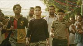 dangal, dangal movie, dangal trailer, dangal aamir khan, aamir khan, Zaira Wasim, Geeta Phogat, Suhani Bhatnagar, Babita Kumari, dangal images