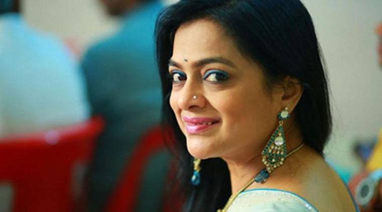 ashwini ekbote dies, ashwini ekbote death, ashwini ekbote dead during performance, ashwini ekbote pune, ashwini ekbote death pune, ashwini ekbote dancer, ashwini ekbote age, ashwini ekbote dancer death, ashwini actress, ashwini theatre, ashwini dances, entertainment news, indian express news, pune news, indian express