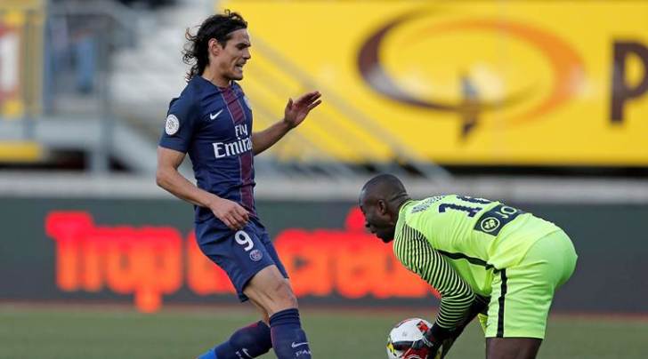 Cavani intercepted Michael Chretien's poor header towards Ndy Assembe and easily beat the keeper.