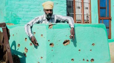 ceasefire violation, Pakistani shelling, Pakistan Army, Kashmir villages shelling, cease fire violation in Kashmir, Indian Army, border firing, India News, Indian Express