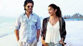 Alia Bhatt, Shah Rukh Khan, Dear Zindagi crew members, Dear Zindagi wrap-up party, Alia shah rukh gifts crew members, dear zindagi trailer, dear zindagi movie, dear zindagi news, dear zindagi updates, bollywood updates, bollywood news, entertainment news, indian express news, indian express