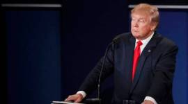 hillary clinton, donald trump, clinton fbi, hillary clinton FBI, hillary clinton email server, clinton email server, trump clinton, trump email server probe, trump hillary clinton probe, trump fbi, world news