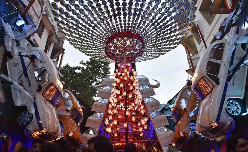 durga puja, durga puja 2016, 2016 durga puja, durga pujo, durga puja themes, kolkata durga puja, kolkata puja themes, kolkata durga idols, india puja themes, india durga puja pandals, durga puja pandals, kolkata news, india news, durga puja news, latest news, durga puja photos, durga puja 2016 photos,