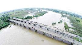 marathwada, marathwada flood, crop lost, marathwada crop lost, kharif crop, kharif crop lost, devendra fadnavis, drought, latur, beed, indian express news, india news