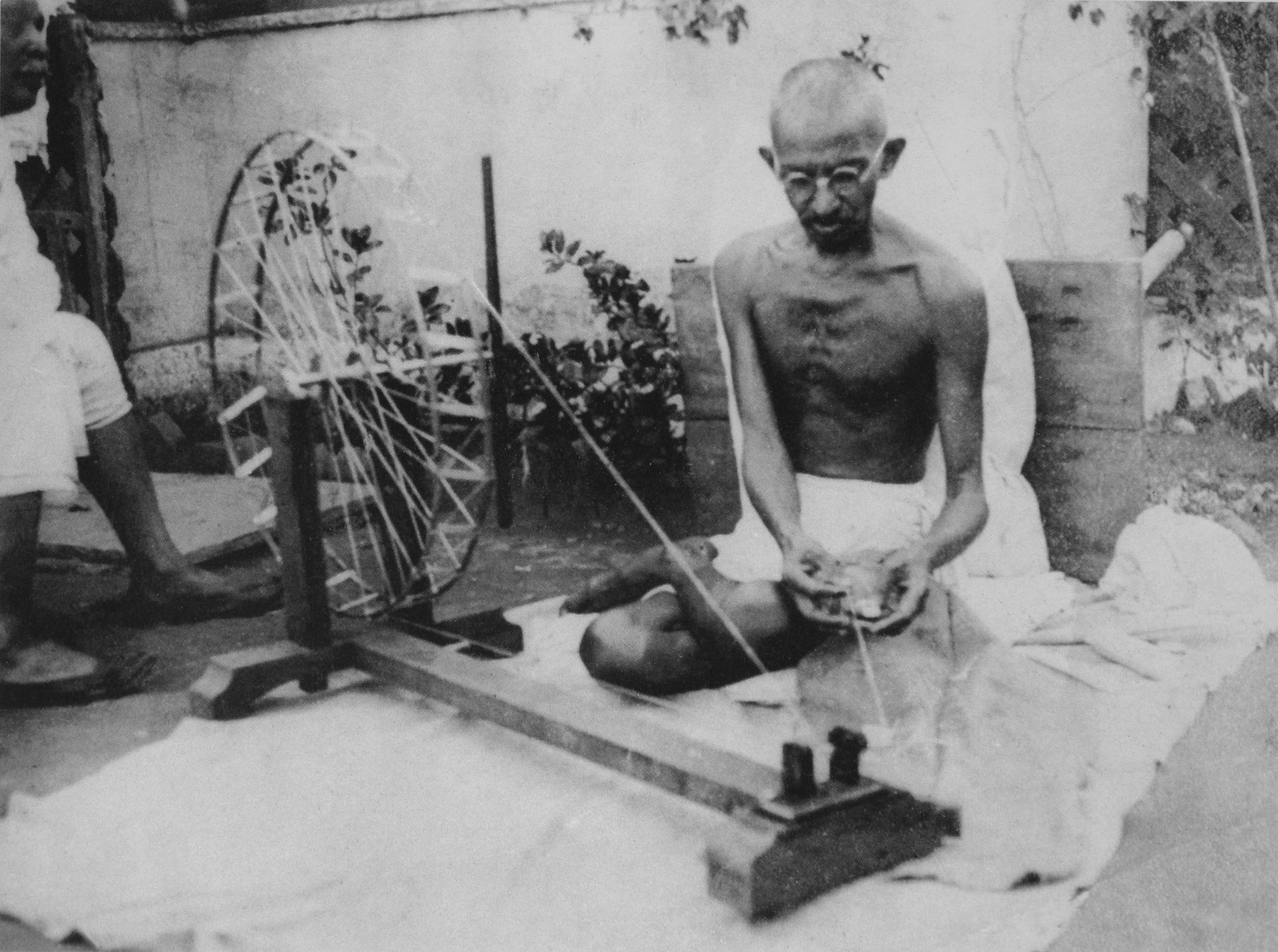Mahatma Gandhi, Gandhi, 2 October, Gandhi Jayanti 2017, Gandhi jayanti, Gandhi birthday, second october, 2nd october, Gandhi history, Indian history, Indian national movement, Indian freedom struggle, Shahid Amin, Indian express