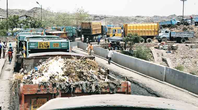 mcd, garbage collection, kude walla, municipal corporation of delhi, delhi govt, indian express