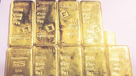 Woman held at IGI ‘smuggling 12 gold bars in denim shorts’ | Delhi News ...