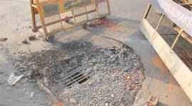 Gurgaon, concrete slab railway overhead bridge, railway overhead bridge fell, delhi news, gurgaon news, india news