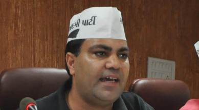 gulab singh, gulab singh arrest, aap, arvind kejriwal, aam aadmi party, gujarat elections, non bailable warrant, aap mla arrest, aap crime, aap criminals, indian express news, india news, delhi news