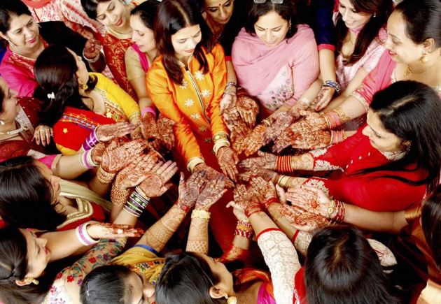 Karwa chauth,Karwa chauth 2016, Karwa chauth vrat vidhi,Karwa chauth tips, Karwa chauth vidhi, Karwa chauth timing moon 2016