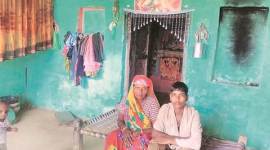 kavita-family-480 no alt set