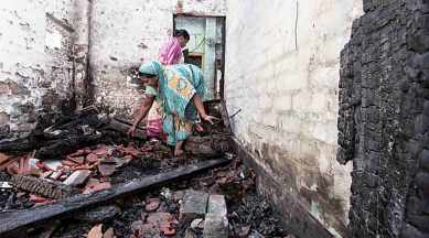 bengal communal clash, communal clash north 24 parganas bengal, hazinagar communal clash, west bengal communal clash, indian express, india news