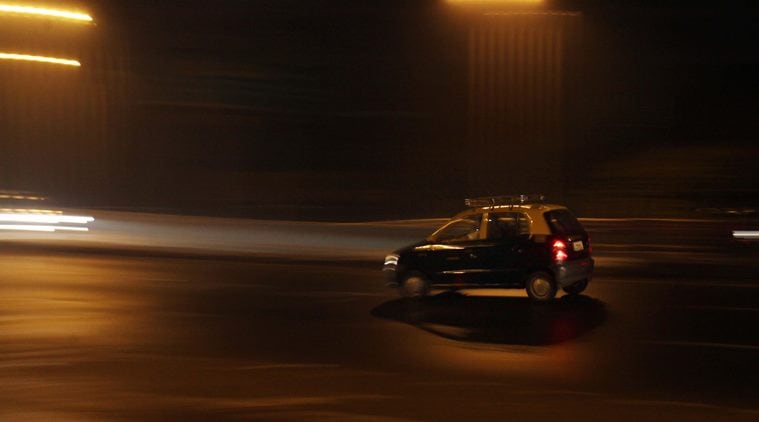 Mumbai, late night commuters, passengers,  Mumbai Central railway station, BEST buses, Private taxis, Indian Express 