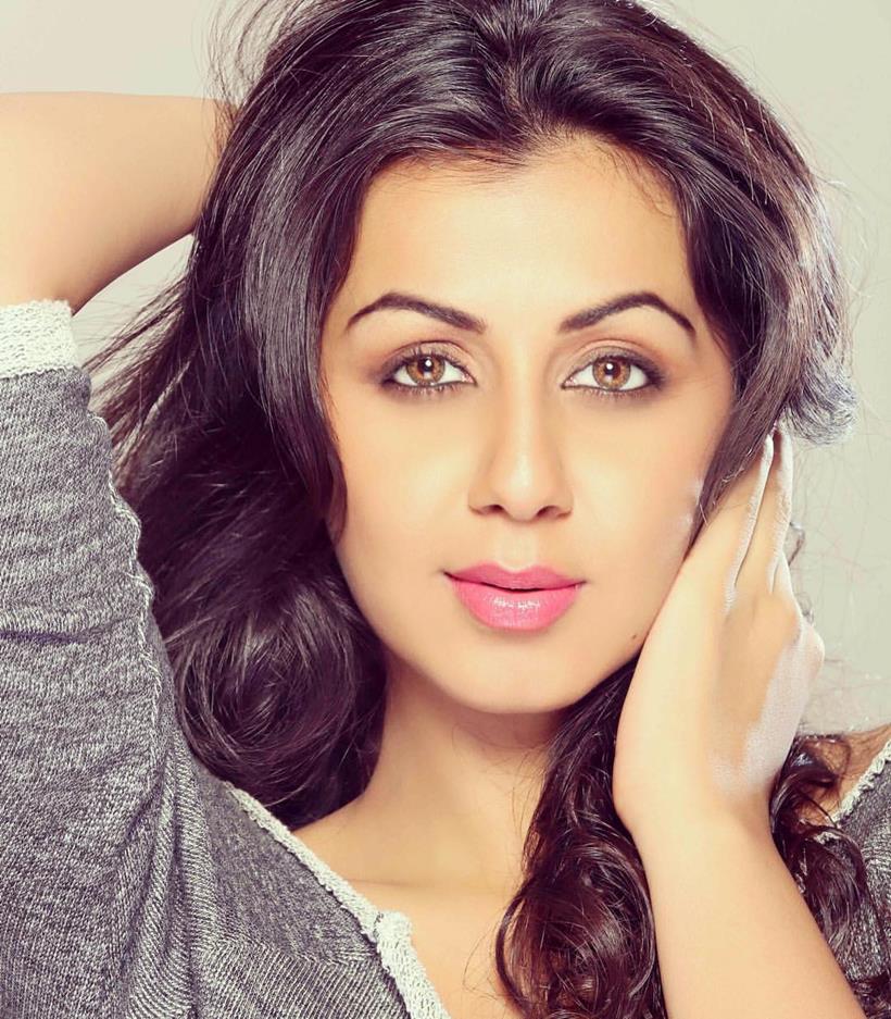 820px x 937px - Nikki Galrani is the most sensational Kollywood celebrity online |  Education Gallery News,The Indian Express