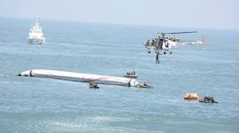 Coast Guard, India Cost guard, Plane crash in India ocean, Indian Coast guard rescue, Plane cash and India Coast guard, Latest news, India news, Maharashtra news,
