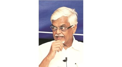 public universities, JNU, JNU fees, JNU protests, Manmohan Singh, JNU Students' Union, Jawaharlal Nehru University, Sanjaya Baru, HRD ministry