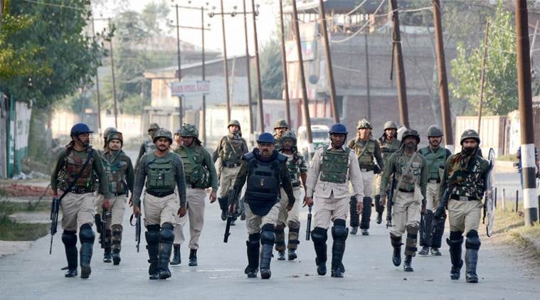 Curfew in parts of Srinagar after boy’s death in pellet-firing | India ...